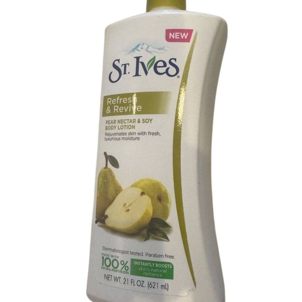 St. Ives Pear Nectar & Soy Body Lotion 21 oz Unisex Paraben-Free